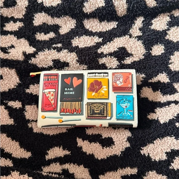 Kate Spade Matchbox wallet - Picture 2 of 5